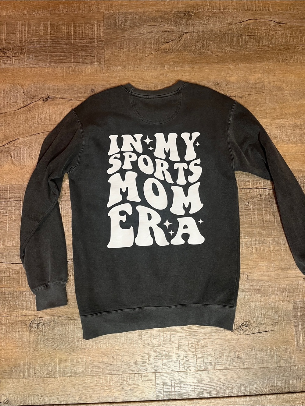 Comfort Colors sports mom era, Black Crewneck Sweatshirt with Smiley Patch